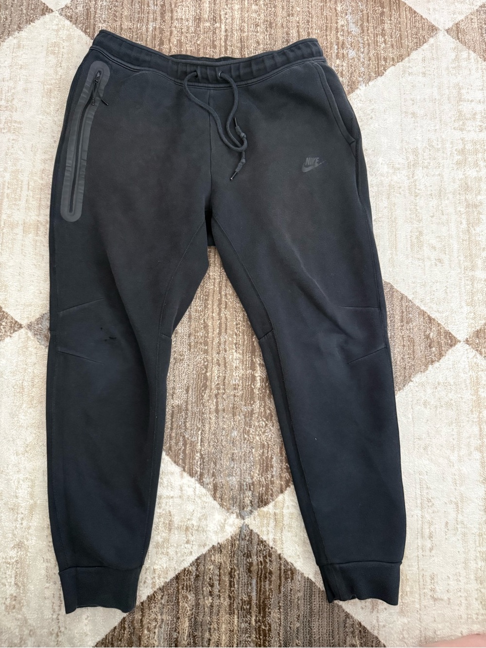 Nike Tech Men’s Black Joggers - XL